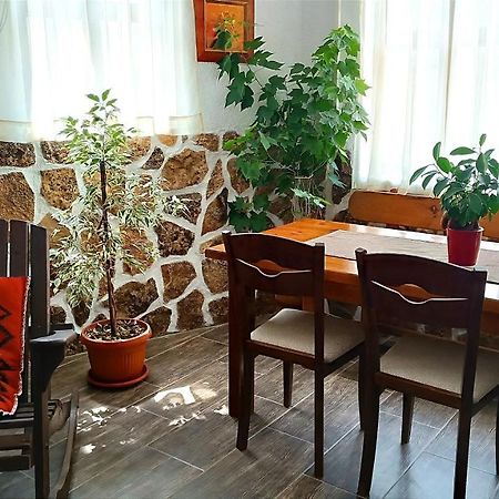 Guesthouse White Margarit Melnik  Exterior photo