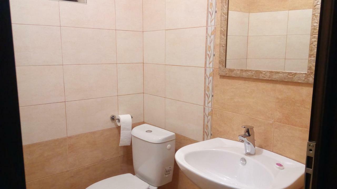 Guesthouse White Margarit Melnik  Exterior photo